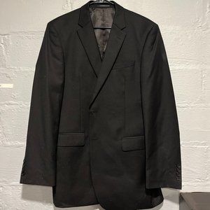 Mantoni men's suit